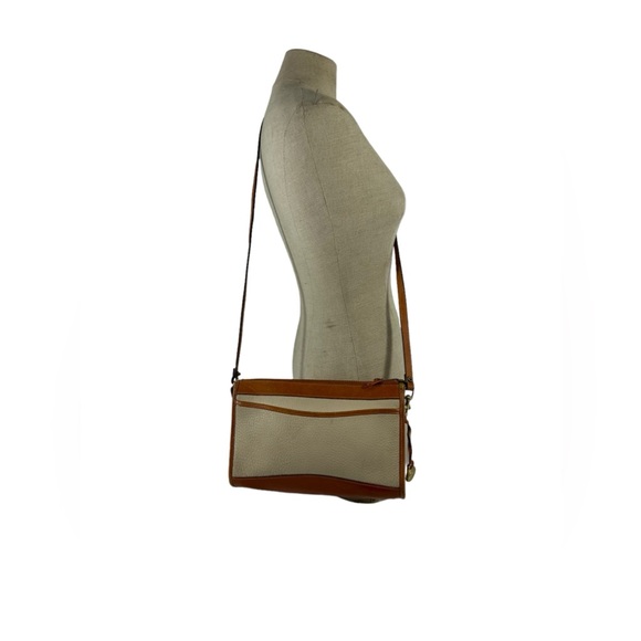 RARE DOONEY & BOURKE ivory two tone leather  crossbody with exterior pockets - Picture 11 of 12
